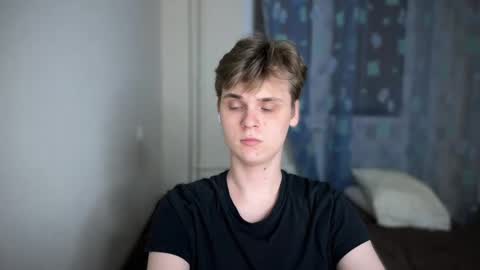 Lucas Gill online show from 12, 12, 2024