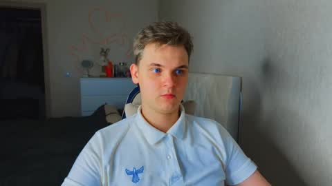 Lucas Gill online show from 14, 12, 2025