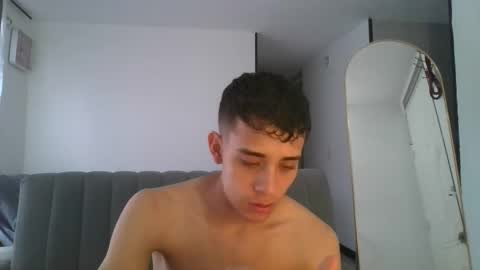 Snapshot of lucas_hernandez1 chatting on 23, 4, 2026 Lucas online show from 23, 4, 2026