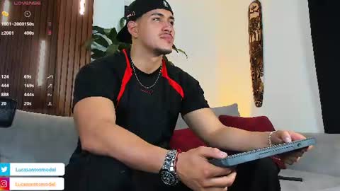 Snapshot of lucasanto_ chatting on 10, 7, 2026 LUCA SANTOS online show from 10, 7, 2026