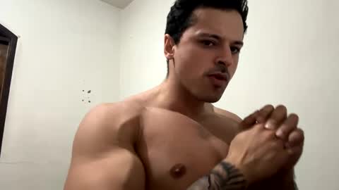 Snapshot of lucasfit24 chatting on 17, 1, 2025 lucasfit24 online show from 17, 1, 2025