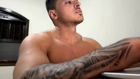 Snapshot of lucasfit24 chatting on 20, 2, 2025 lucasfit24 online show from 20, 2, 2025