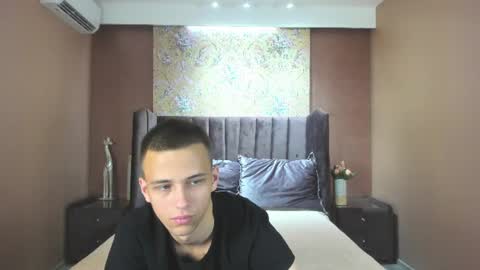 Snapshot of lucaskaur chatting on 13, 7, 2026 lucaskaur online show from 13, 7, 2026