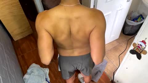 Snapshot of luchosaando chatting on 5, 12, 2024 Felipe online show from 5, 12, 2024