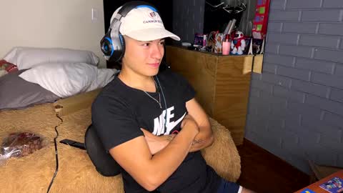 Snapshot of luchosaando chatting on 22, 12, 2024 Felipe online show from 22, 12, 2024