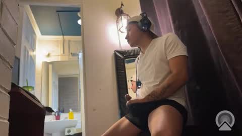 Snapshot of luchosaando chatting on 2, 10, 2025 Felipe online show from 2, 10, 2025