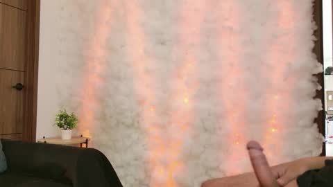 Snapshot of luci_fer15 chatting on 15, 12, 2025 Luci y Fer online show from 15, 12, 2025