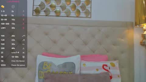 lucia_lorenz online show from 10, 2, 2026