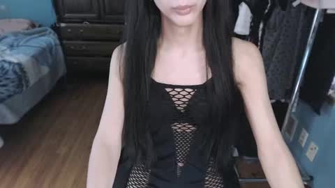 Lucia online show from 2, 2, 2025