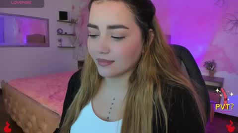 lucia star  online show from 13, 2, 2025