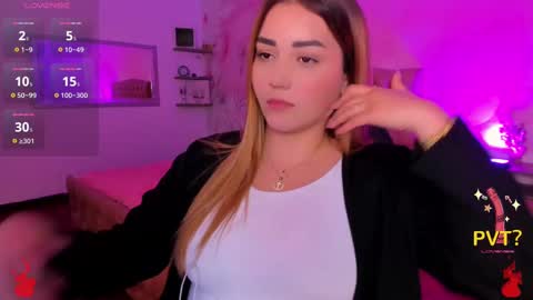 lucia star  online show from 11, 3, 2025