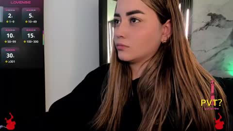 lucia star  online show from 12, 9, 2025