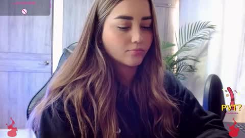 lucia star  online show from 3, 2, 2026