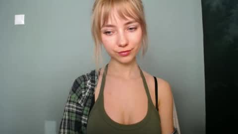 Lucy online show from 12, 3, 2026