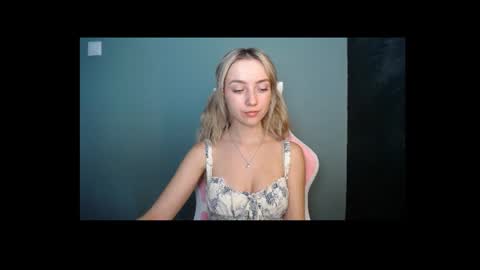 Snapshot of luciacam20 chatting on 8, 7, 2026 Lucy online show from 8, 7, 2026