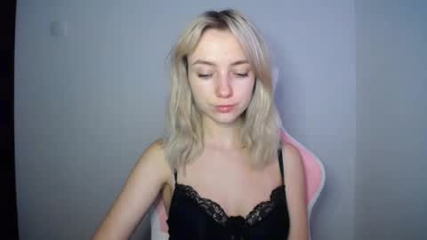 Snapshot of luciacam20 chatting on 12, 7, 2026 Lucy online show from 12, 7, 2026