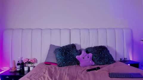 Lisseth  online show from 16, 10, 2025