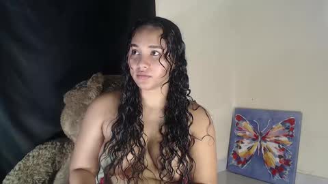 Snapshot of luciana_keating chatting on 23, 2, 2025 luciana online show from 23, 2, 2025