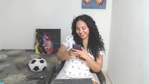 Snapshot of luciana_keating chatting on 20, 9, 2025 luciana online show from 20, 9, 2025