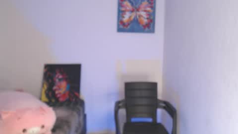 Snapshot of luciana_keating chatting on 15, 10, 2025 luciana online show from 15, 10, 2025