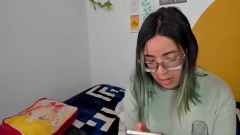 Snapshot of lucianacapisce chatting on 2, 12, 2025 Dani 3 online show from 2, 12, 2025