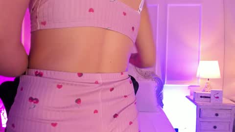 Snapshot of lucianacarter chatting on 10, 10, 2025 online show from 10, 10, 2025