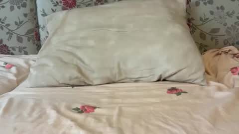 Snapshot of lucianalive chatting on 31, 10, 2025 Mysterious Girl online show from 31, 10, 2025