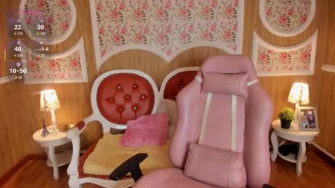 Call Me Lucie ONLINE GTM -5 7001400 online show from 19, 12, 2025