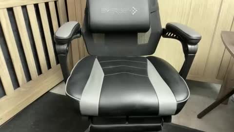 lucifer16661337 online show from 28, 11, 2025