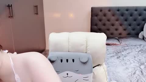 Snapshot of lucii04 chatting on 20, 12, 2025 lucii04 online show from 20, 12, 2025