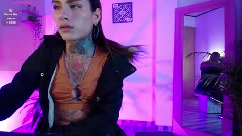 Snapshot of luciiana_lol chatting on 11, 12, 2024 luciiana online show from 11, 12, 2024