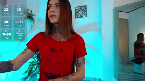 Snapshot of luciiana_lol chatting on 12, 12, 2024 luciiana online show from 12, 12, 2024