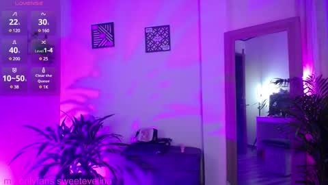 Snapshot of luciiana_lol chatting on 10, 1, 2025 luciiana online show from 10, 1, 2025