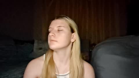 Monika online show from 12, 10, 2025