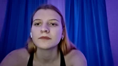 Monika online show from 1, 12, 2025