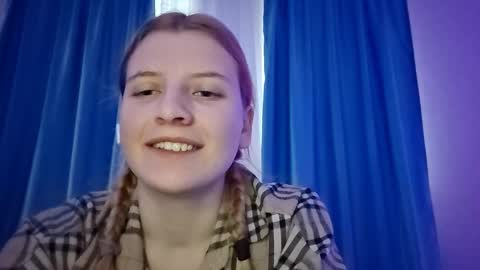 Monika online show from 3, 12, 2025