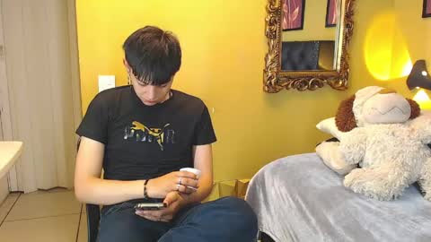 luckk_ online show from 8, 5, 2026