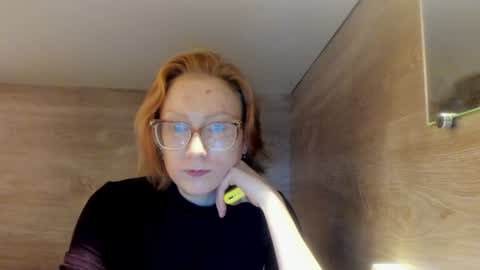 lucky_licky20 online show from 6, 2, 2025