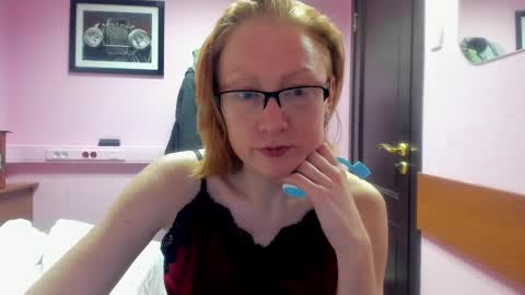 lucky_licky20 online show from 26, 2, 2025