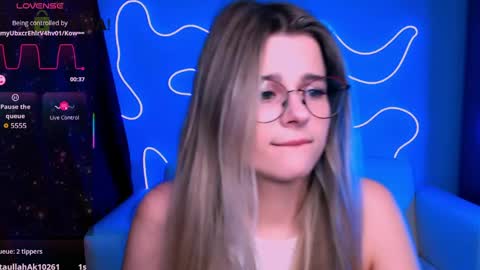 Mila Sweetheart online show from 1, 4, 2026