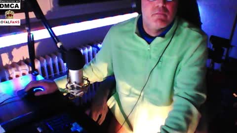 Snapshot of luckyfreak1 chatting on 22, 2, 2025 call me Stefan online show from 22, 2, 2025