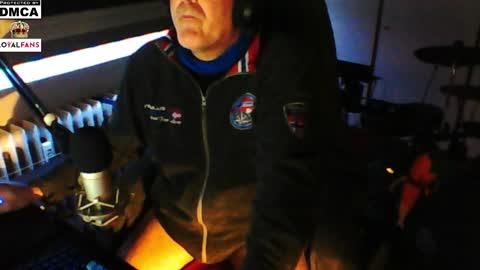 Snapshot of luckyfreak1 chatting on 1, 3, 2025 call me Stefan online show from 1, 3, 2025