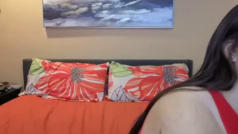 Snapshot of luckylee1992 chatting on 28, 10, 2025 luckylee1992 online show from 28, 10, 2025