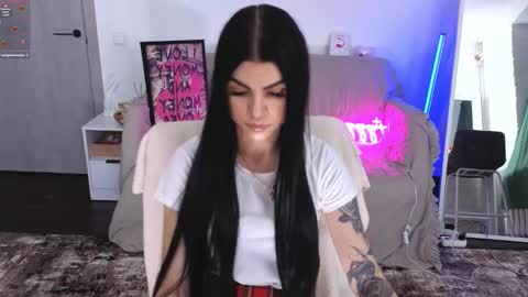 Snapshot of luckyrebel_ chatting on 14, 11, 2025 Monika online show from 14, 11, 2025