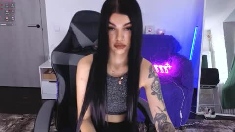 Snapshot of luckyrebel_ chatting on 23, 11, 2025 Monika online show from 23, 11, 2025