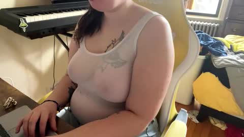 Snapshot of luckysucks chatting on 16, 11, 2025 Lucky online show from 16, 11, 2025