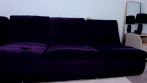 Mia online show from 5, 2, 2025