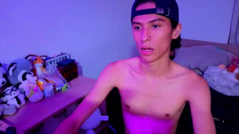 Snapshot of luclawthorne chatting on 9, 9, 2025 Lu Independent Model online show from 9, 9, 2025