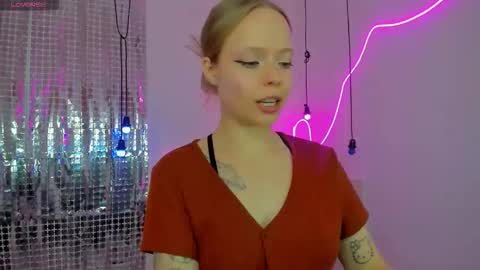 Lucy online show from 22, 12, 2025