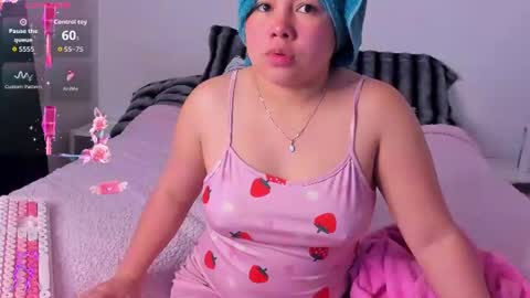 Snapshot of lucy_blush99 chatting on 18, 6, 2026 lucy blush99 online show from 18, 6, 2026